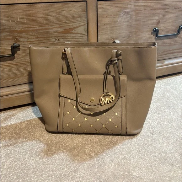 Michael Kors Beige Taupe Mirror MirroredTote Bag Shoulder Purse - Picture 14 of 14